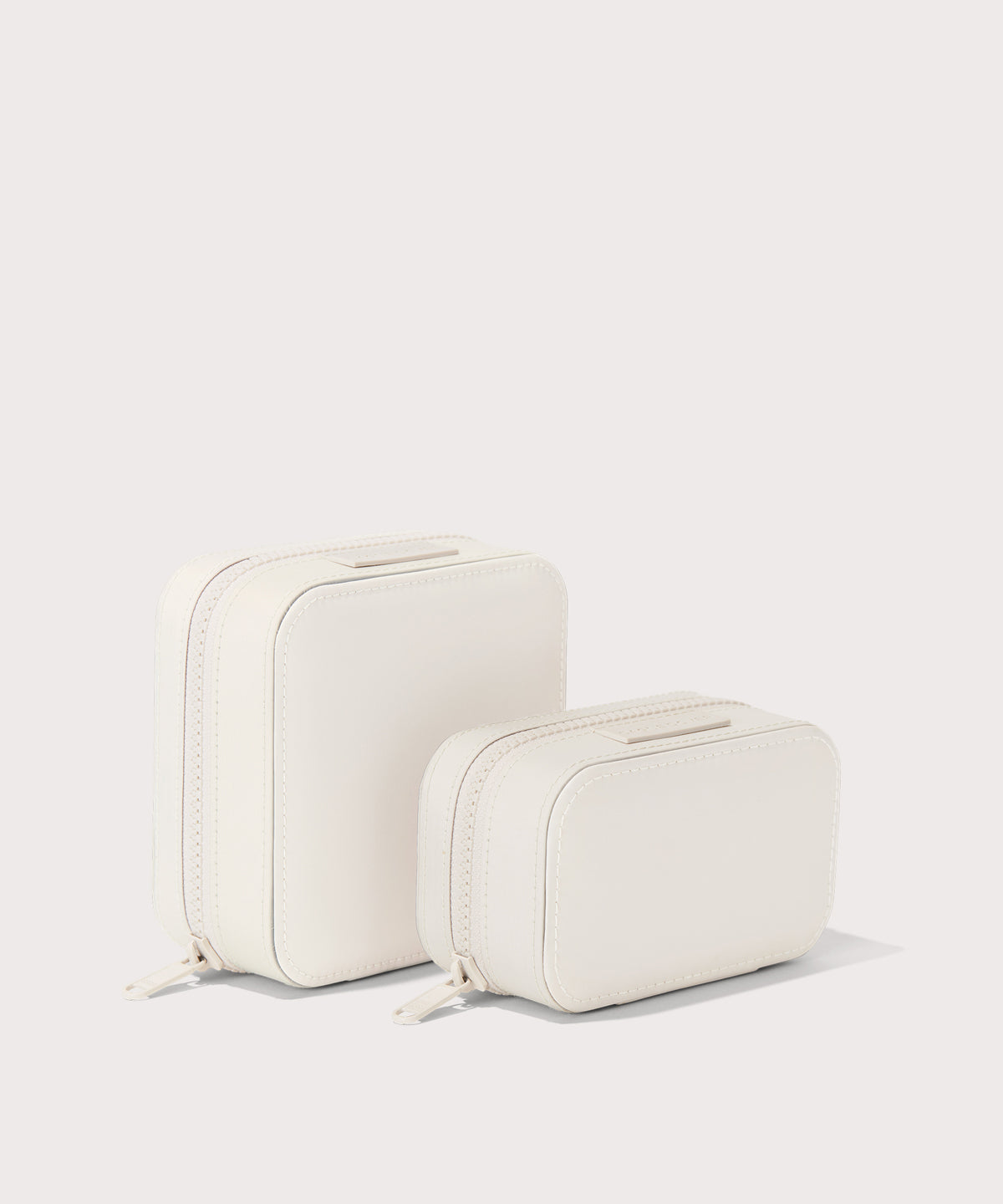 Frankie Jewelry Case in Moonbeam. Small - Image 4