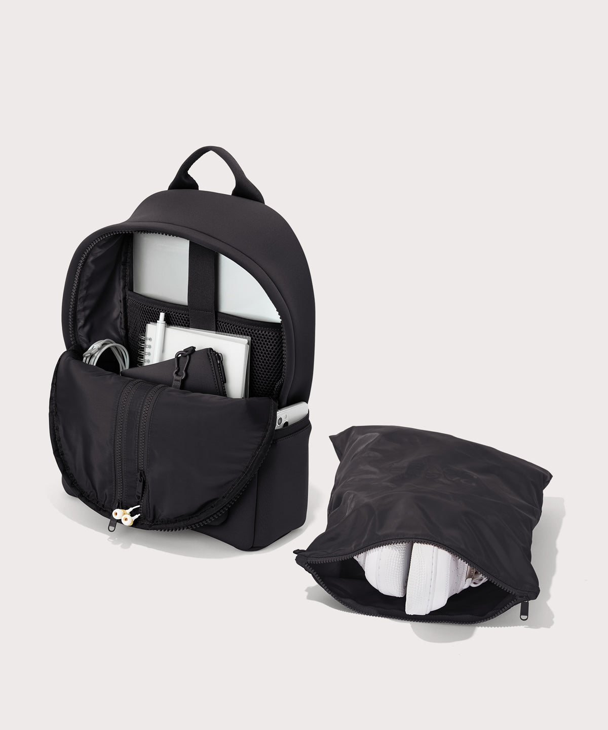 Dakota Backpack in Onyx. Medium - Image 2