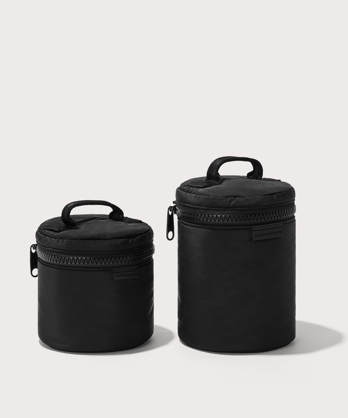 Mila Toiletry Organizer in Onyx. Small - Image 3