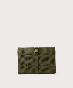 Joey Changing Kit in Dark Moss