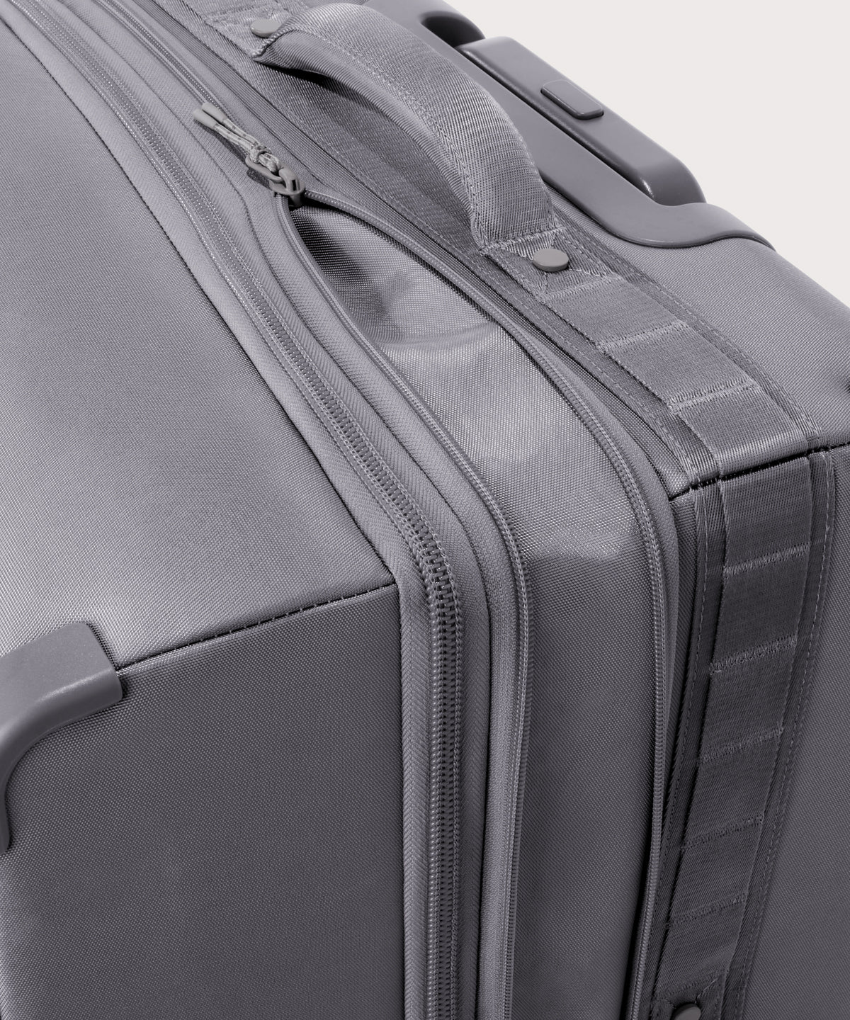 Sydney Checked Luggage in Ash. Smaller - 25 inch - Image 7