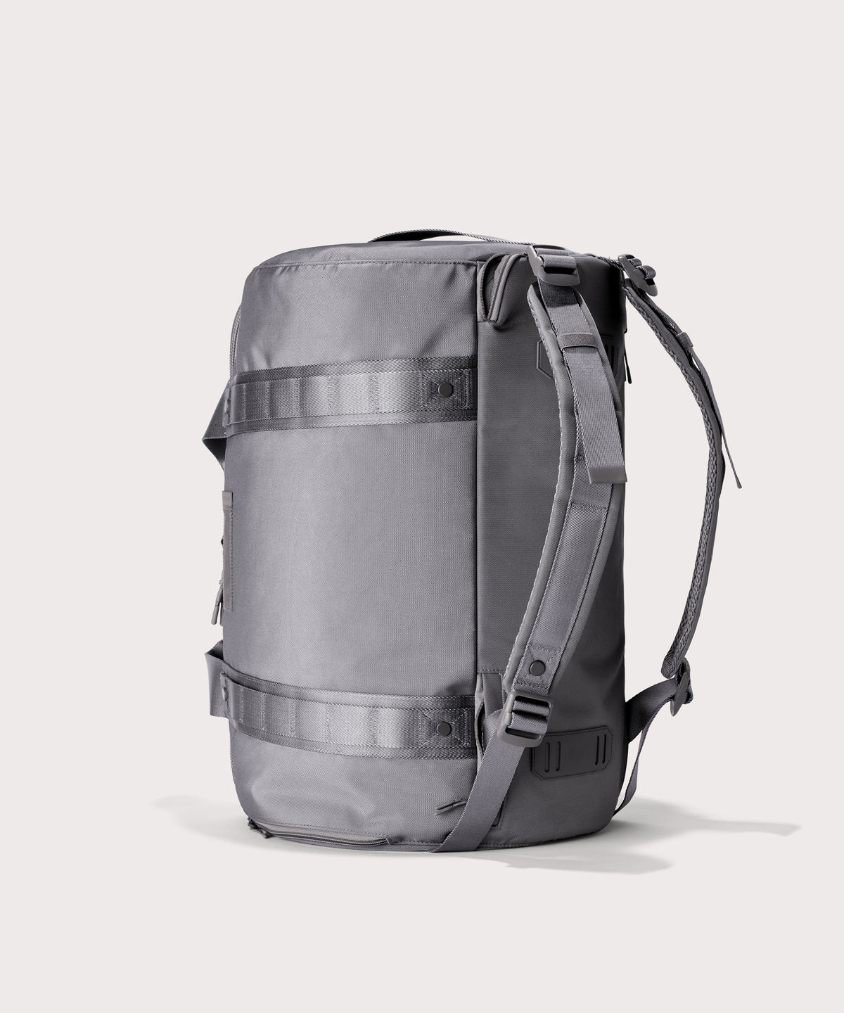 Denver Convertible Duffle in Ash. Large - Image 5