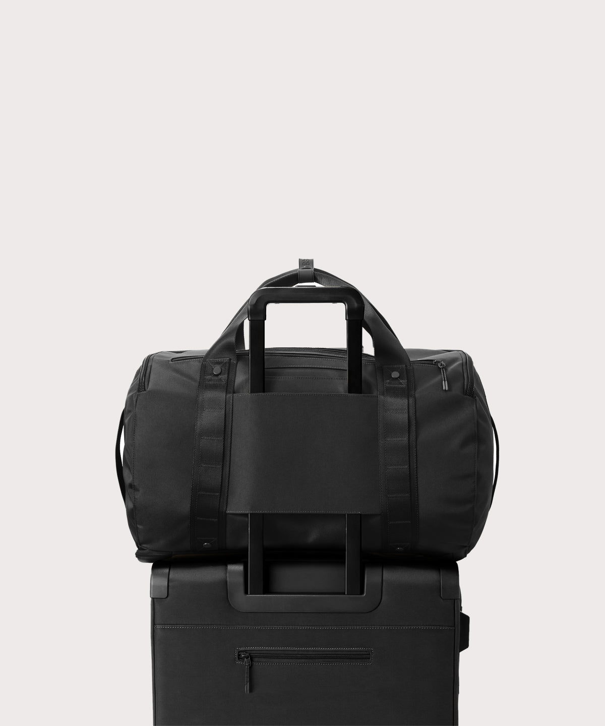 Denver Convertible Duffle in Onyx. Large - Image 8