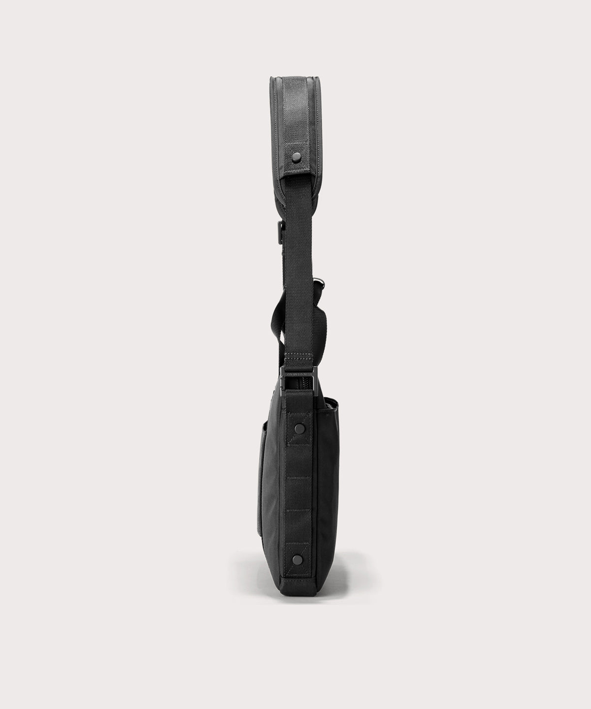 Oslo Slim Laptop Bag in Onyx - Image 5